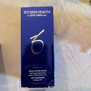 Zo skin health dual action scrub